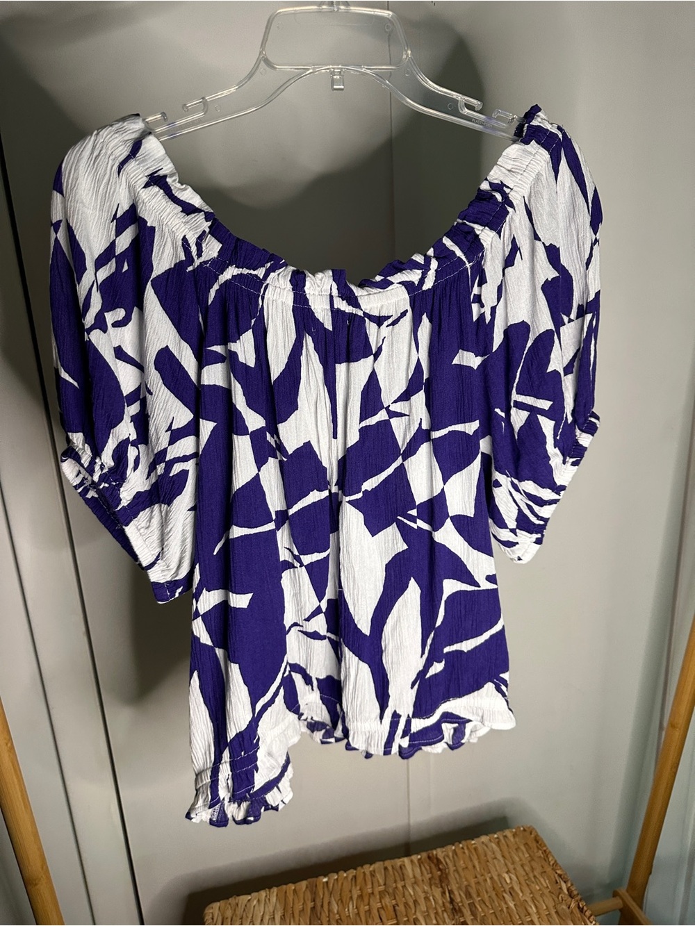 Maurices‎ Purple and White Printed Puff-Sleeve Blouse off the shoulder - Picture 5 of 12